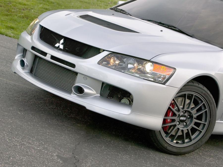 Mitsubishi Lancer Evolution IX MR 2007 года  (фото 113 из 129)